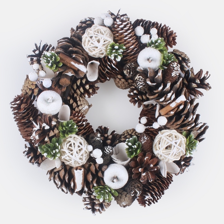 Christmas wreath with cones 30 cm